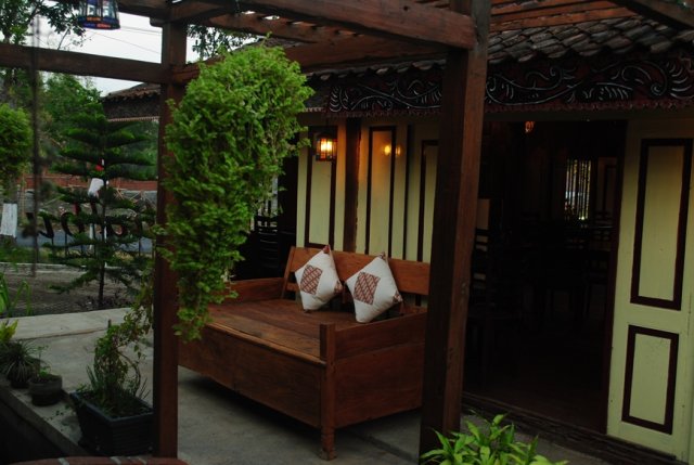 Jhabu Resto